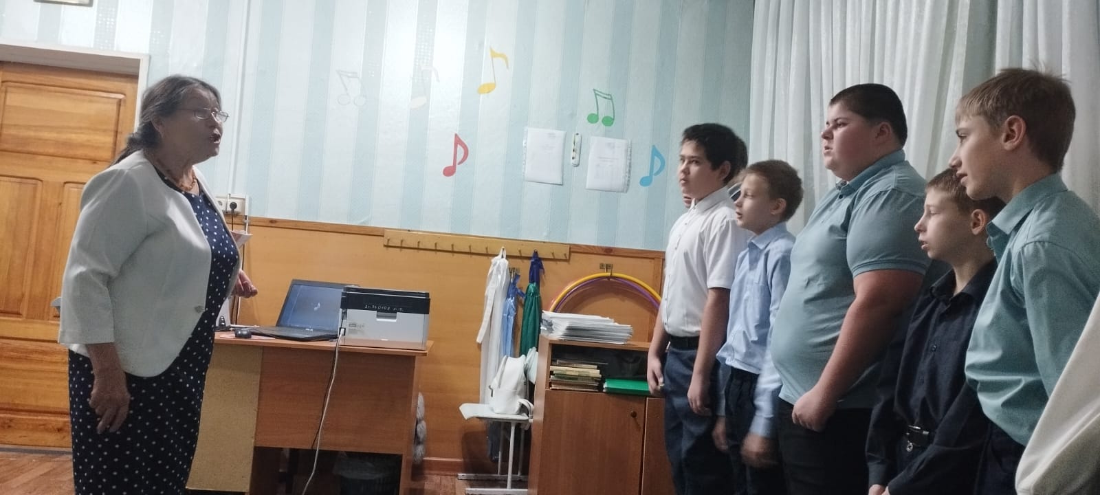 Открытый урок музыки в 5 классе.