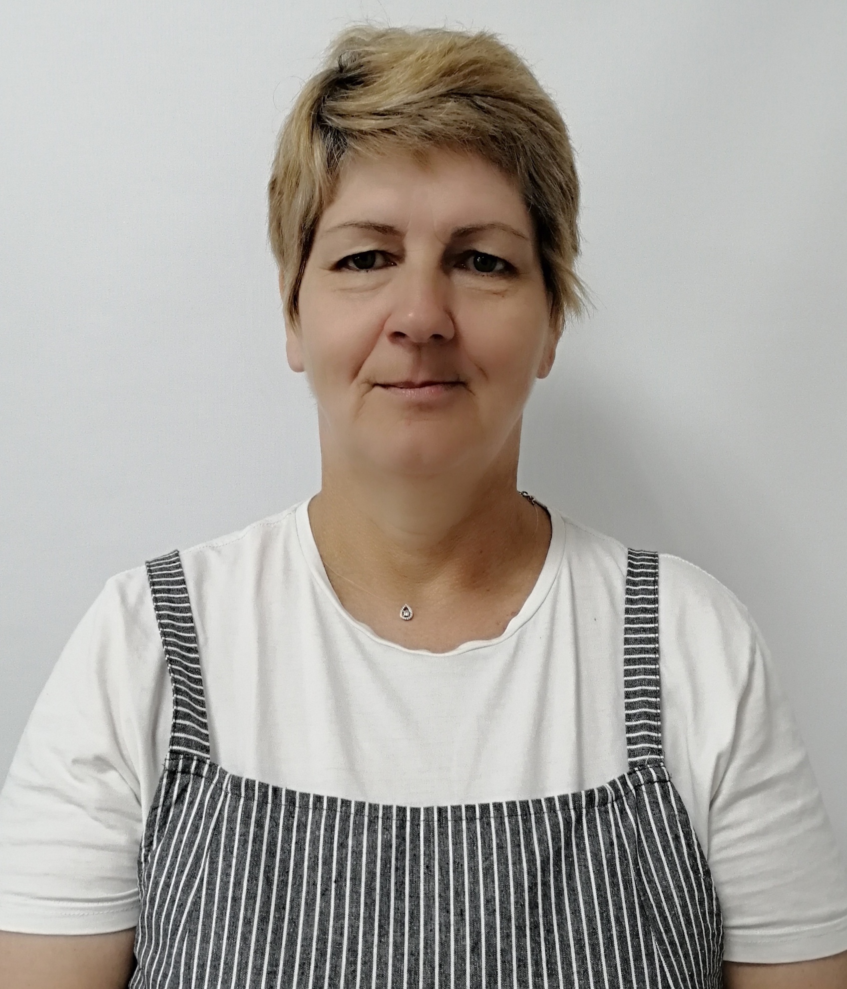 Квасова Марина Дмитриевна.
